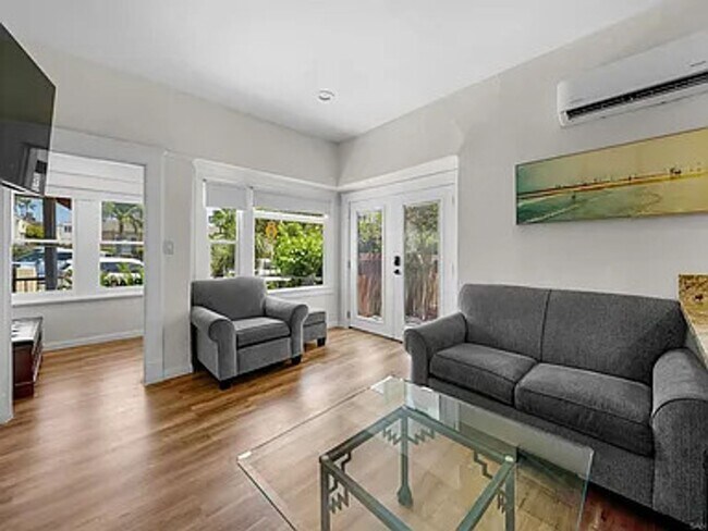 Foto del edificio - 3852-56 1st Ave