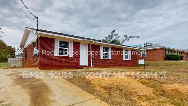 Building Photo - 105 Nann St