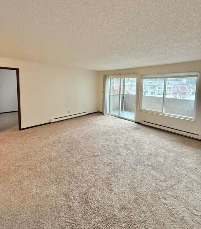 Foto del edificio - 18524 Linden Ave N