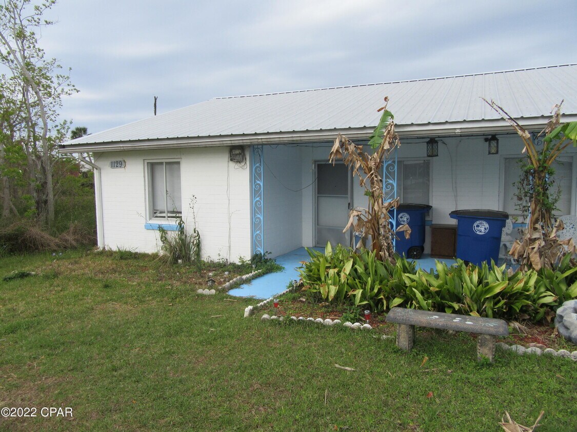 1129 Magnolia Ave, Panama City, FL 32401 Room for Rent in Panama City