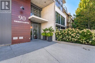 Building Photo - 90 Trinity St