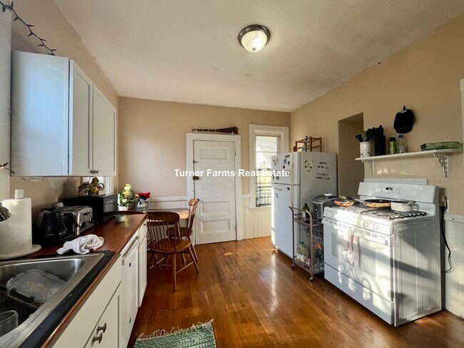 Foto del edificio - 803 Parker St