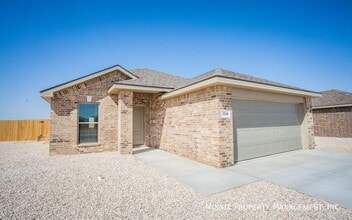 Building Photo - 2140 Langford Ave