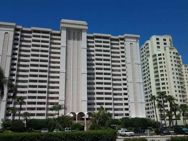 Foto del edificio - 1230 Gulf Blvd