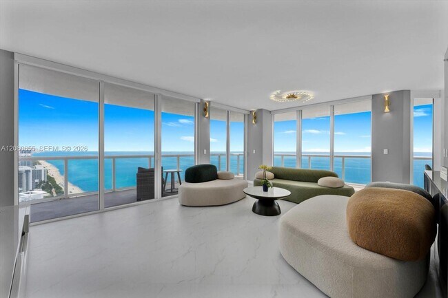 Foto del edificio - 6365 Collins Ave