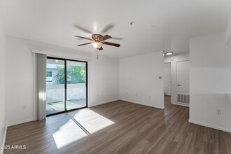 Building Photo - 3065 N 67th Ave