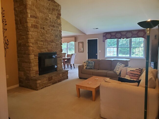 living area - 483 Carrs Bridge Rd