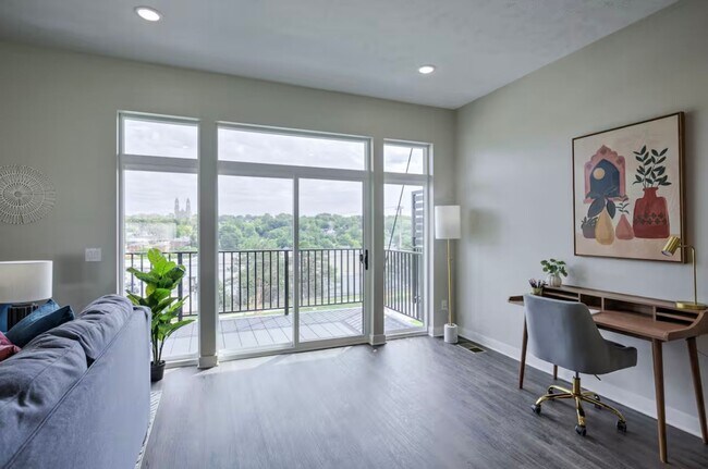 Foto del edificio - Fully Furnished Modern 3BR Retreat | Penthouse + Skyline Views