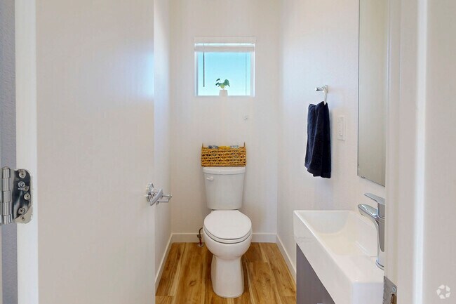 Columbine - 2BR, 2.5BA - 1,248SF - Half Bath - Lupine Longmont