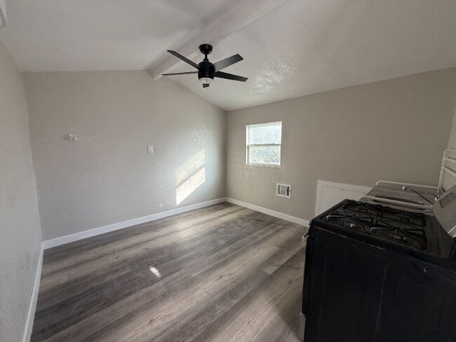 Foto del edificio - 231 E Lubbock St