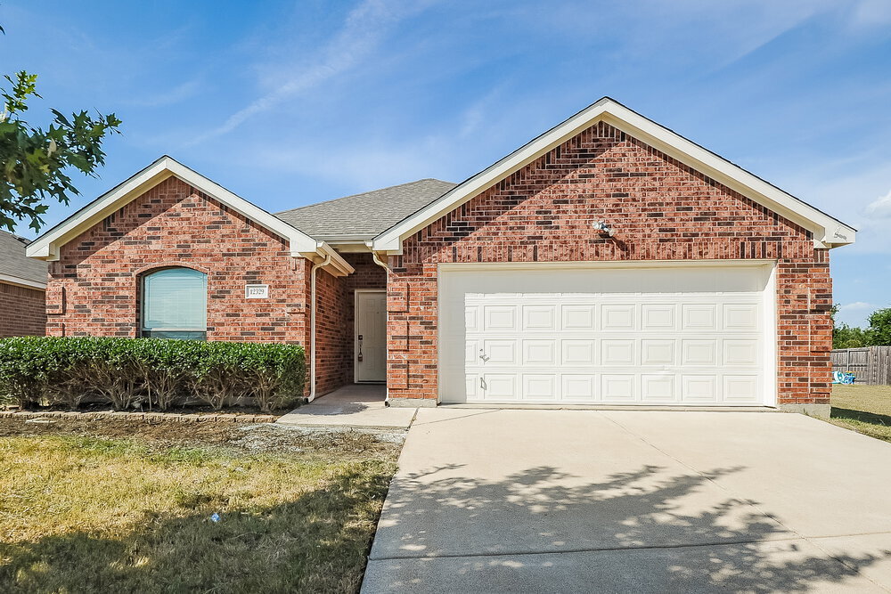 Primary Photo - 12329 Hunters Cabin Ct