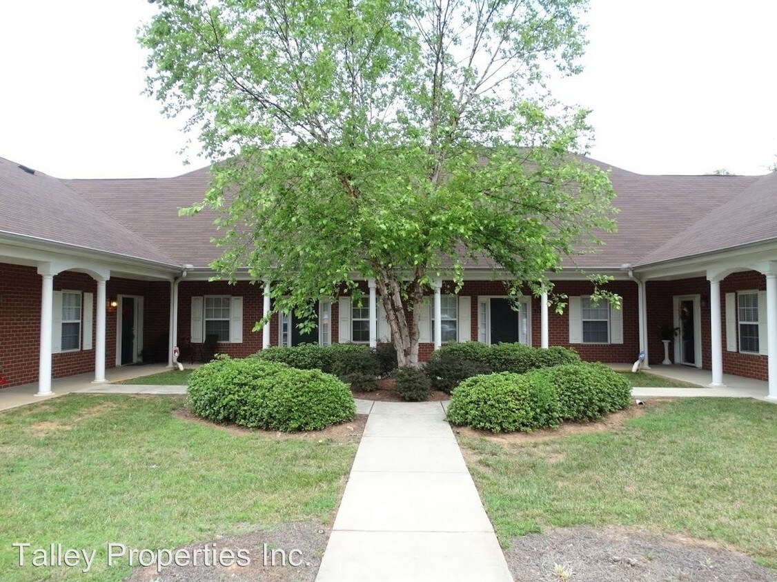 Primary Photo - 7037 Somerset Springs Dr