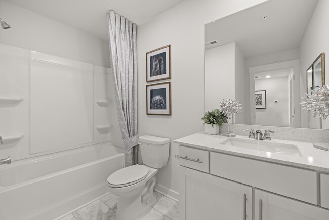 Building Photo - 572 Trinity Way