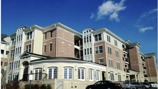 Building Photo - 2729 Gallows Rd
