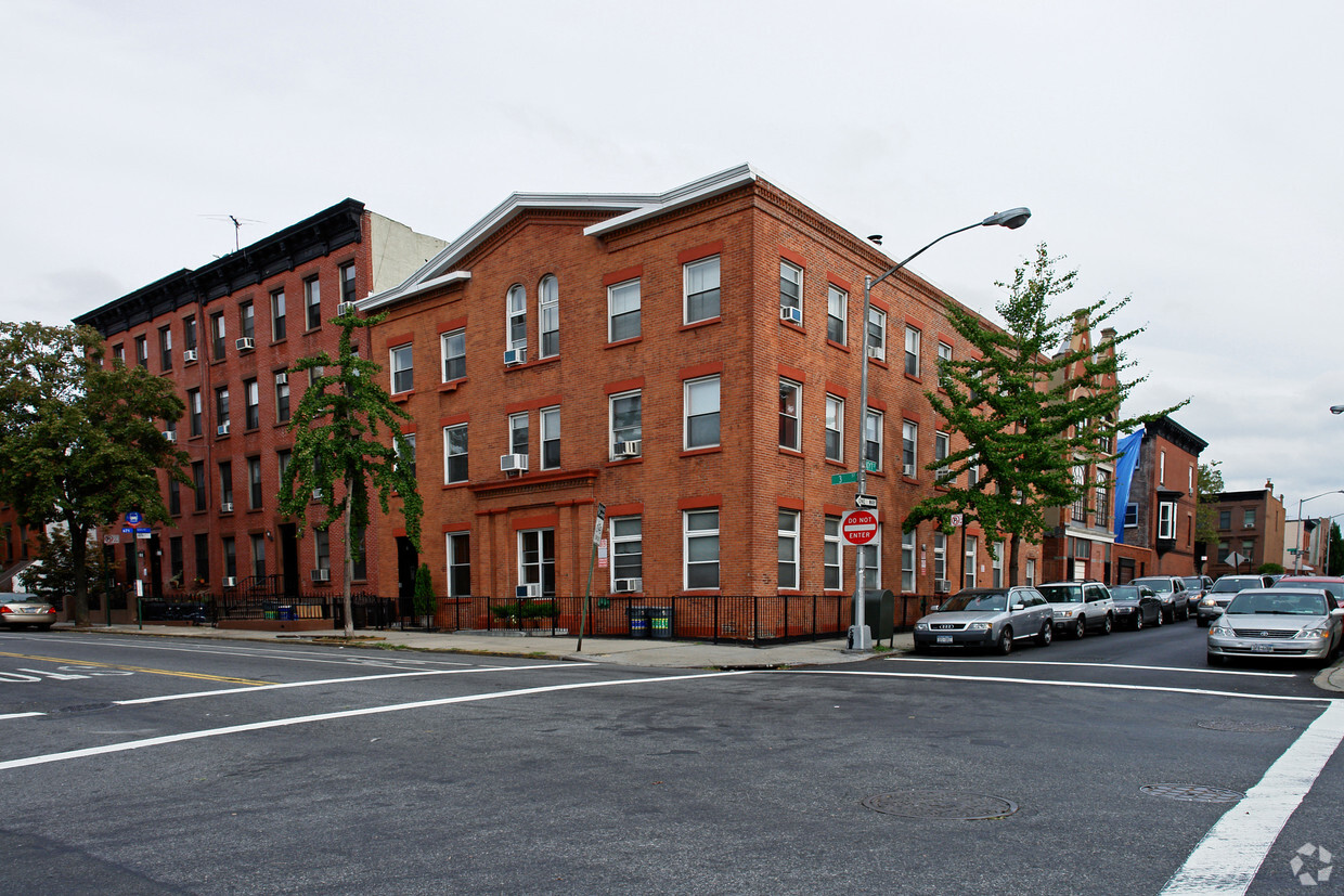 Primary Photo - 65 3rd St