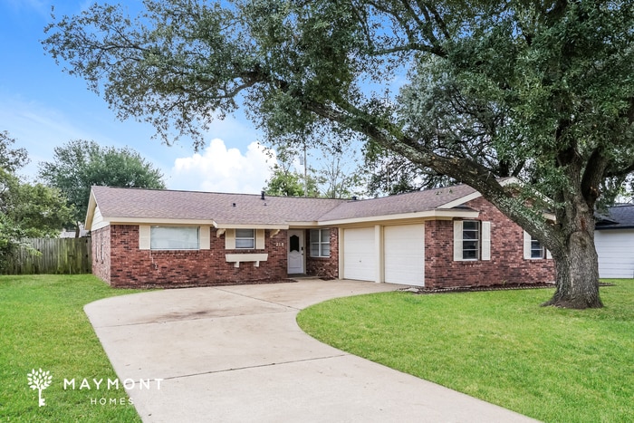 Building Photo - 218 Leighton Dr