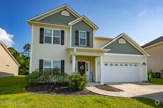 Building Photo - 201 Bungalow Dr