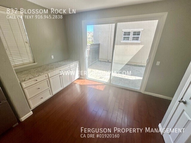 Building Photo - 832 Blossom Rock Ln