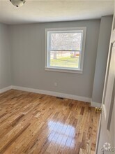 Building Photo - 35 E Oneida St