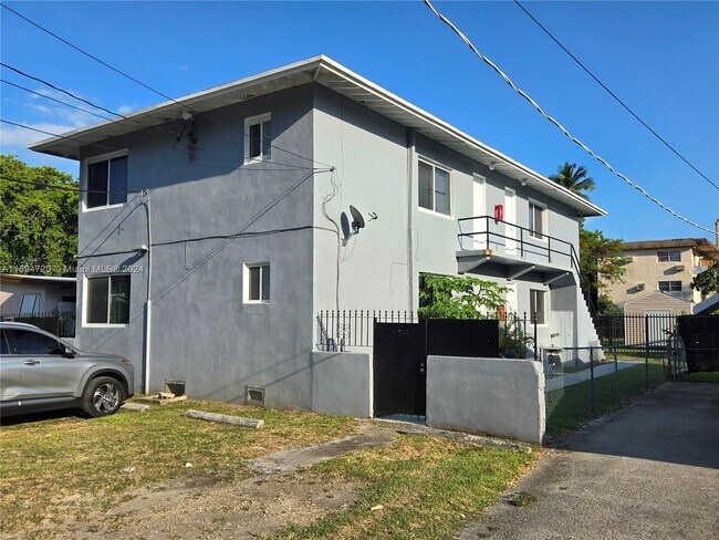 Building Photo - 150 NE 82nd Terrace