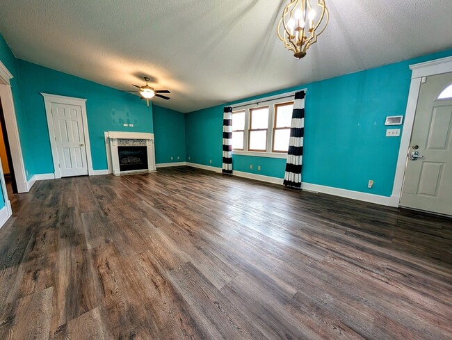 Foto del edificio - 517 1st Ave W