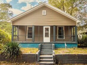 Building Photo - 1608 18th Pl N