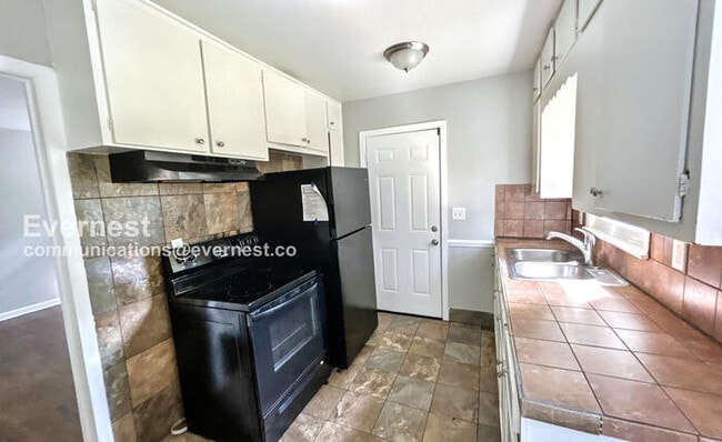 Foto del edificio - 1225 Linwood St