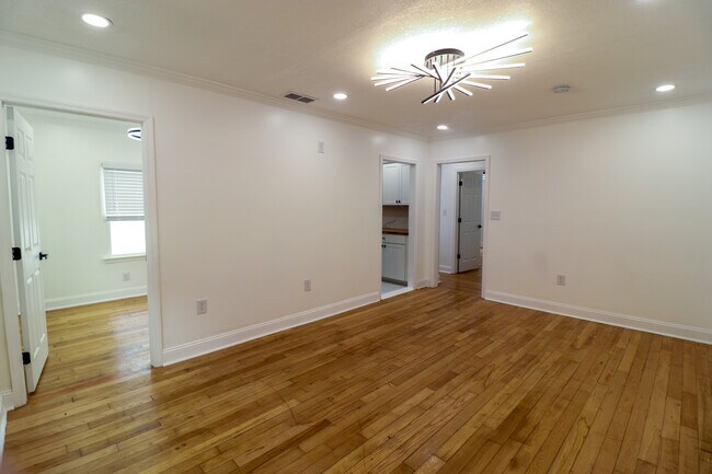 Foto del edificio - 1205 E 53rd St
