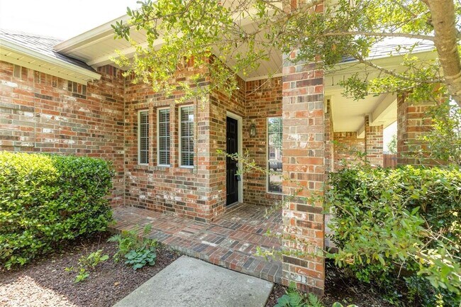 Foto del edificio - 5739 Derek Way