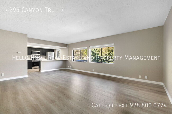 Foto del edificio - 4295 Canyon Trail