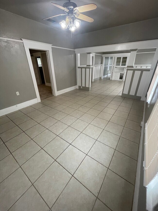 Foto del edificio - 2212 C St