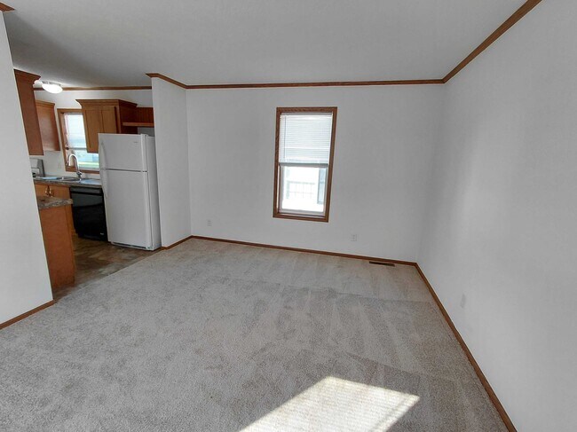 Foto del edificio - 2211 Mockingbird Pl NW