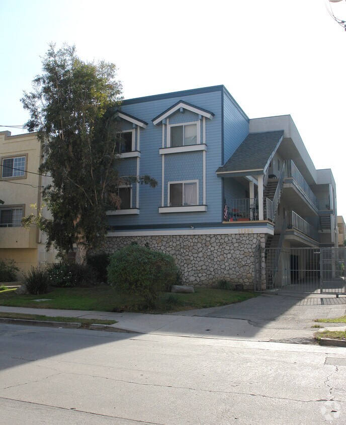 Foto del edificio - 11264 Morrison St