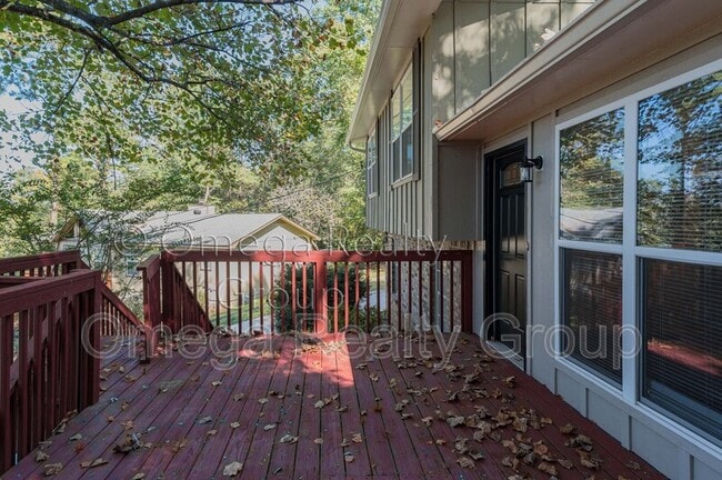 Building Photo - 1304 Newton Cir