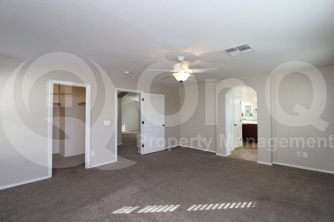 Building Photo - 962 S Brewer Dr