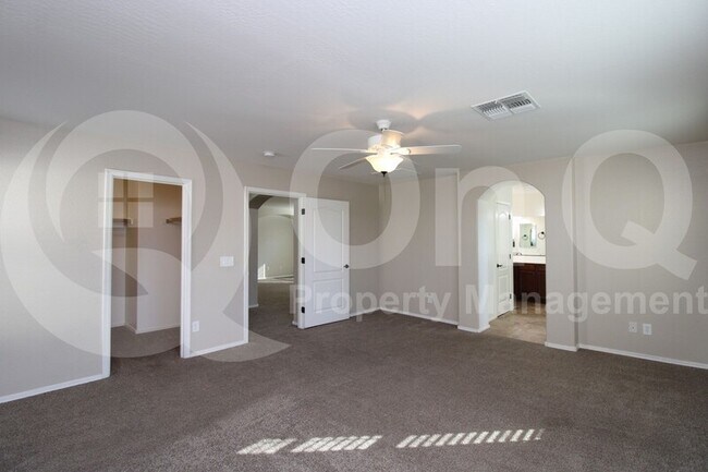 Foto del edificio - 962 S Brewer Dr