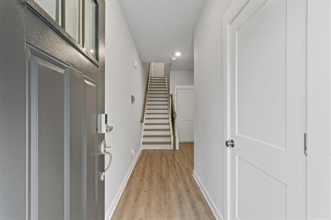 Building Photo - 2030 Main St NW