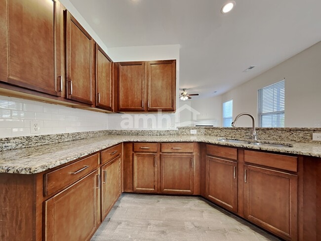 Building Photo - 306 Peters Creek Dr