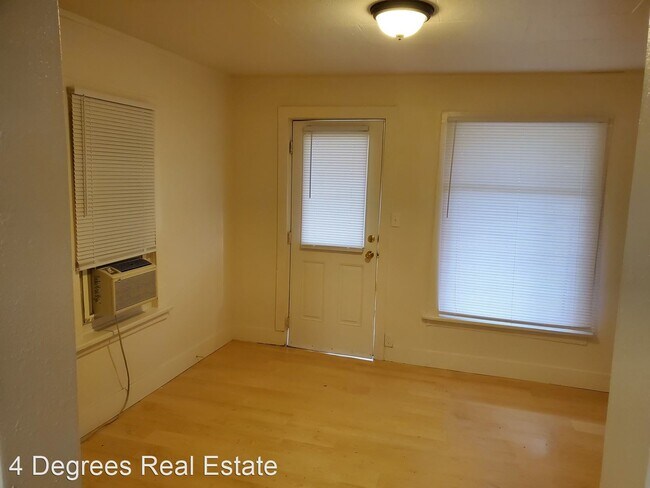 Building Photo - 2 br, 1 bath House - 2217 E Boone Ave