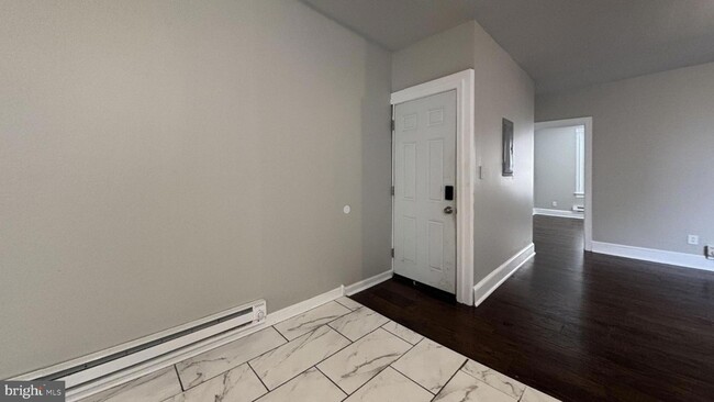 Photo - 1915 W Erie Ave House