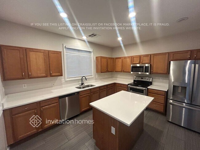 Foto del edificio - 28958 N 124th Dr