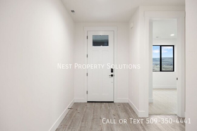 Foto del edificio - 930 L St NE