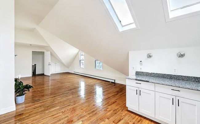 Building Photo - 139 Wentworth Ave