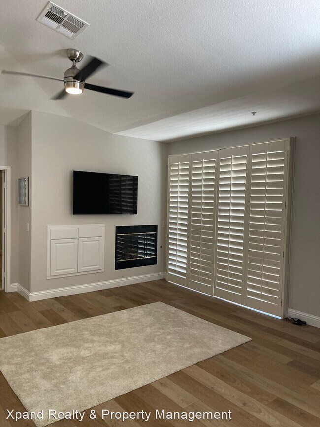 Building Photo - 2 br, 1.5 bath House - 2325 Windmill Parkw...