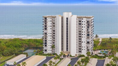 Building Photo - 3150 N Hwy A1A
