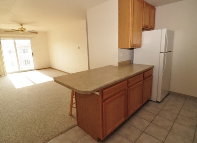 Open Kitchen/Living Rm - Bramble Oak Apartments