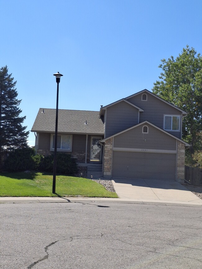 Building Photo - 2431 Cherry Cir