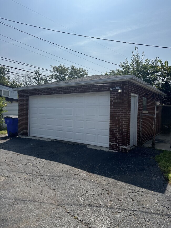 Foto del edificio - 11613 Kedzie Ave