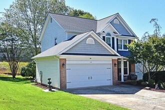 Building Photo - 119 Shining Armor Ct