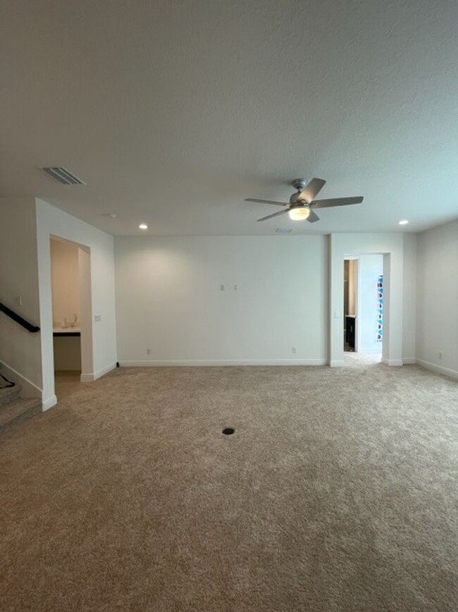 Building Photo - New Contruction 5 Bed 3 Bath Home for Rent!